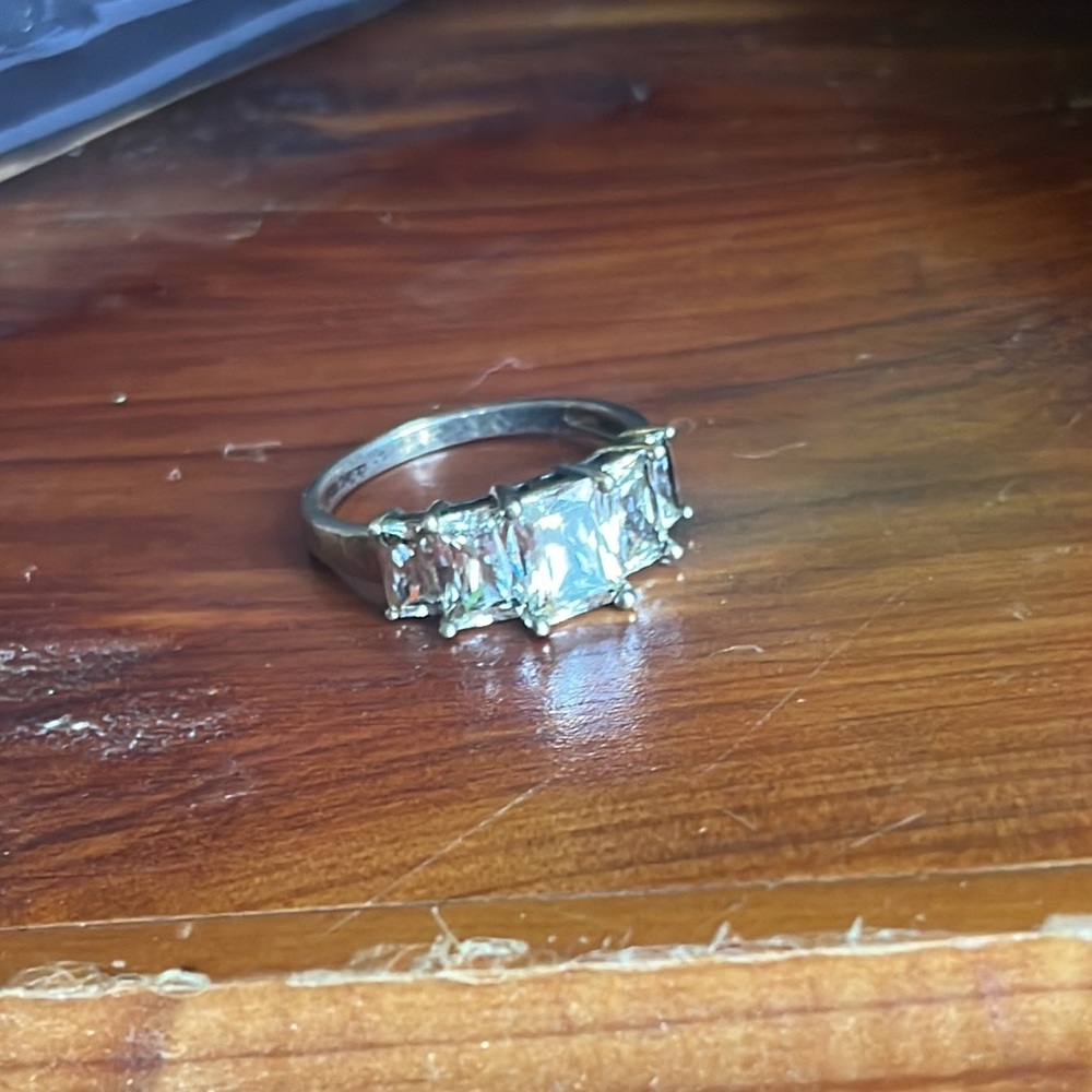 Vintage Diamonique Princess cut 3 cz stone sterling silver ring size 10